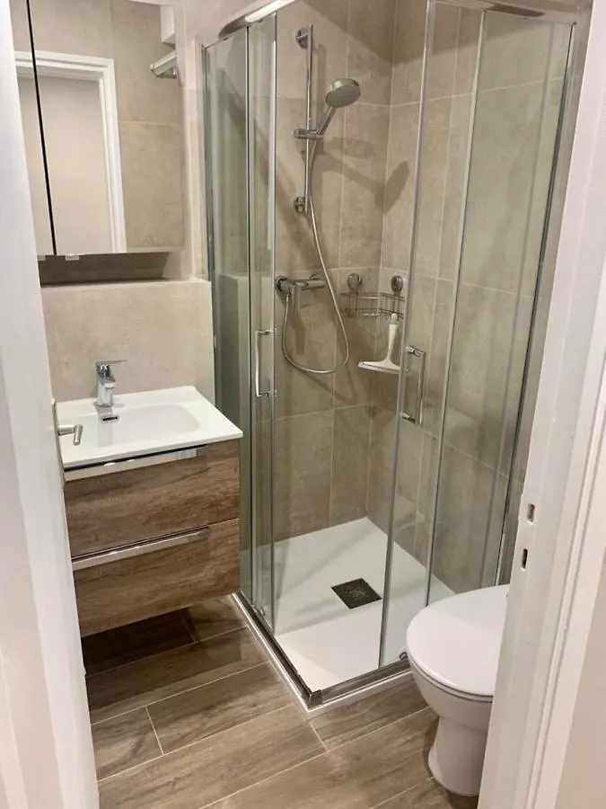 Holiday home Le Roxane 2 Bedroom Apartment In The City-Center Of Antibes